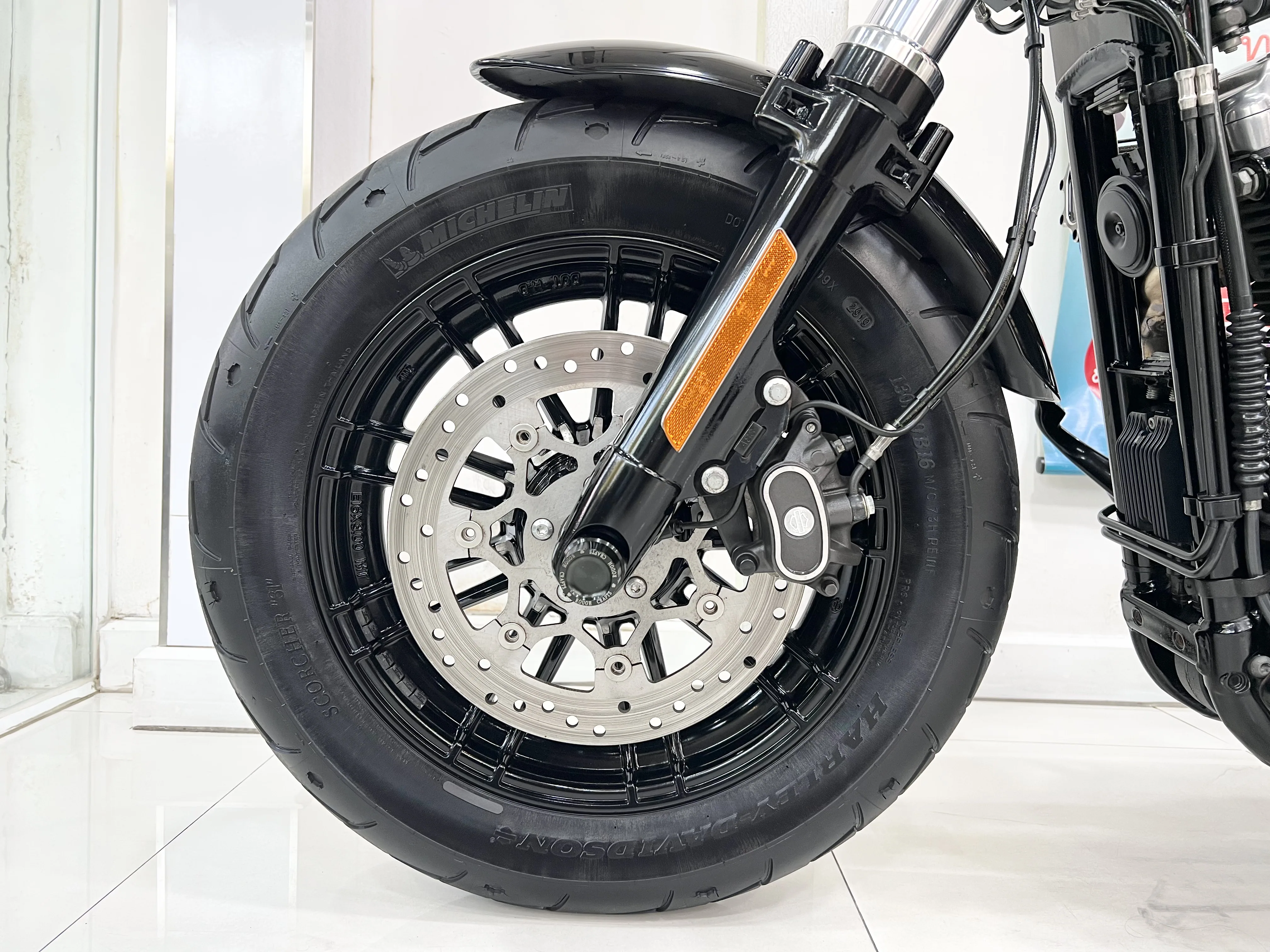 Harley-Davidson Forty-Eight gallery image 2