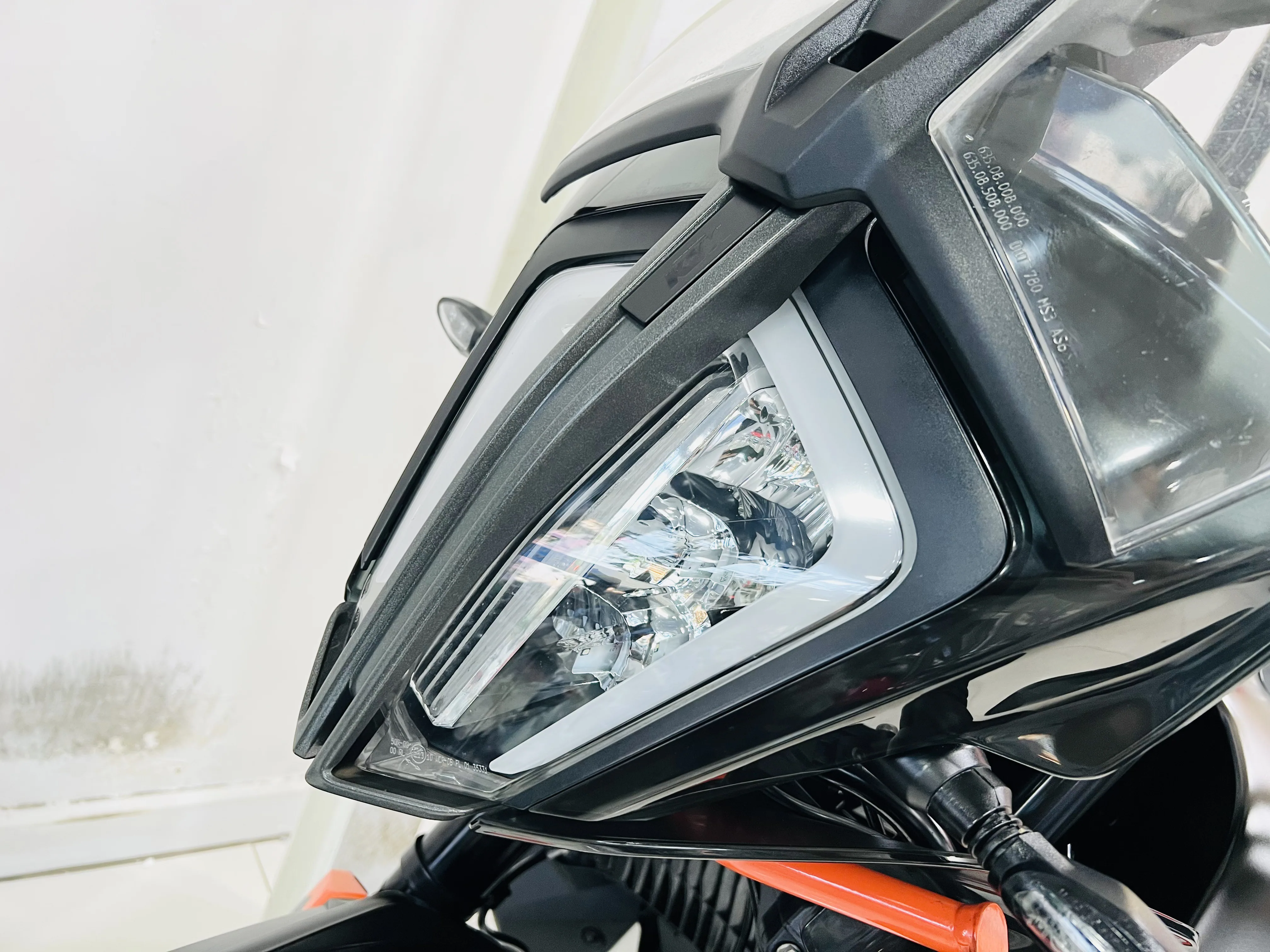 KTM 790 ADVENTURE R gallery image 3