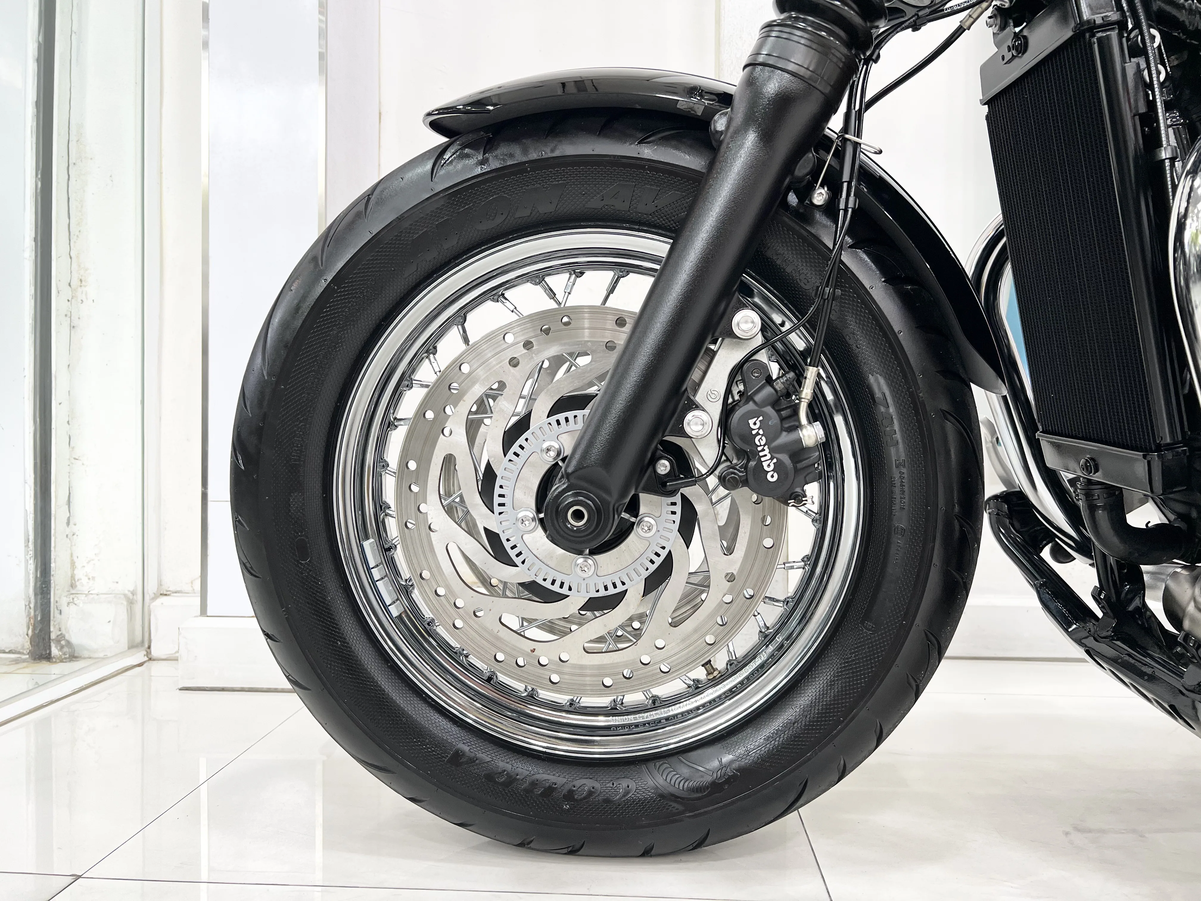Triumph BONNEVILLE SPEED MASTER1200 gallery image 2