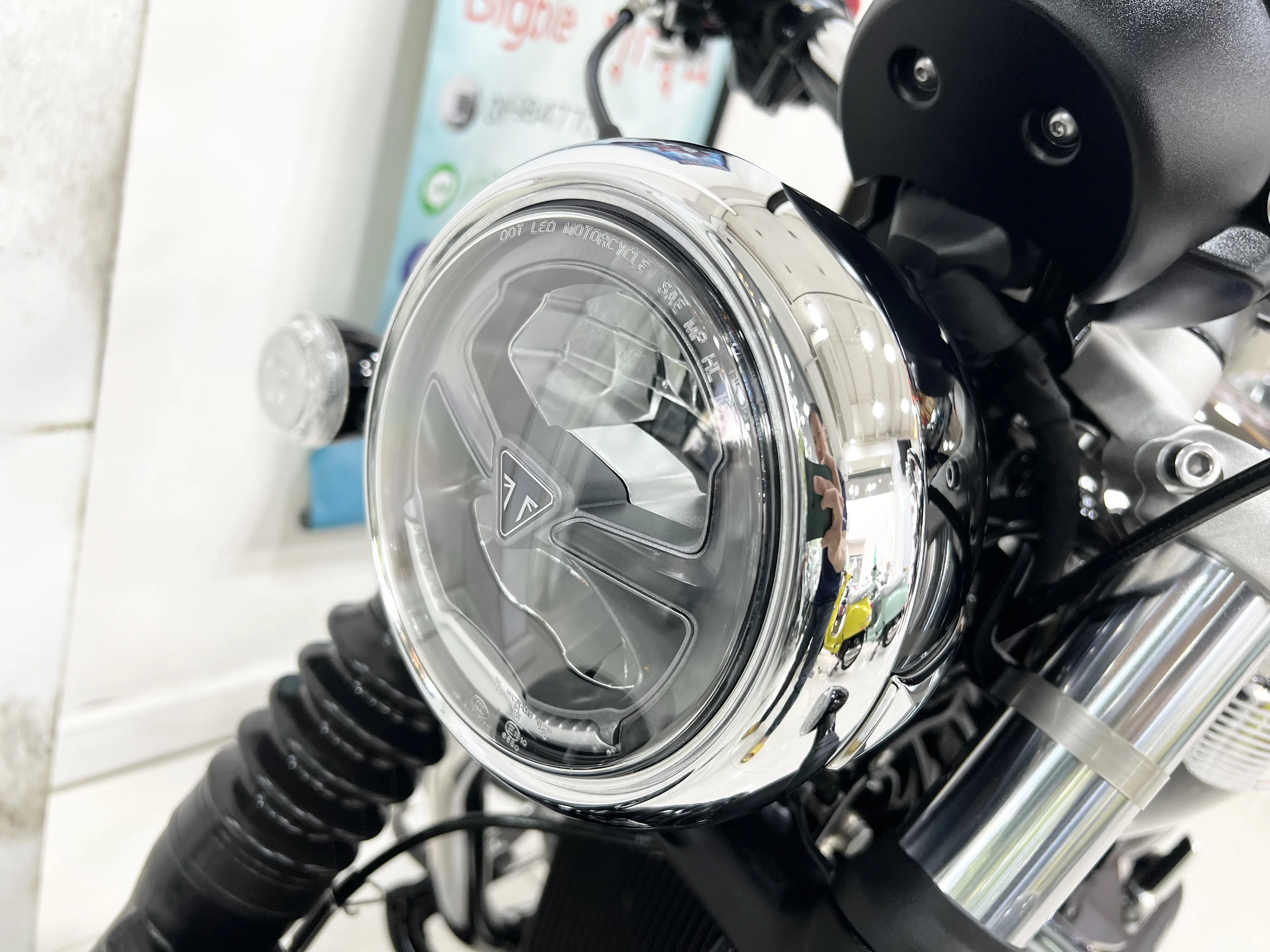 Triumph BONNEVILLE SPEED MASTER1200 gallery image 4