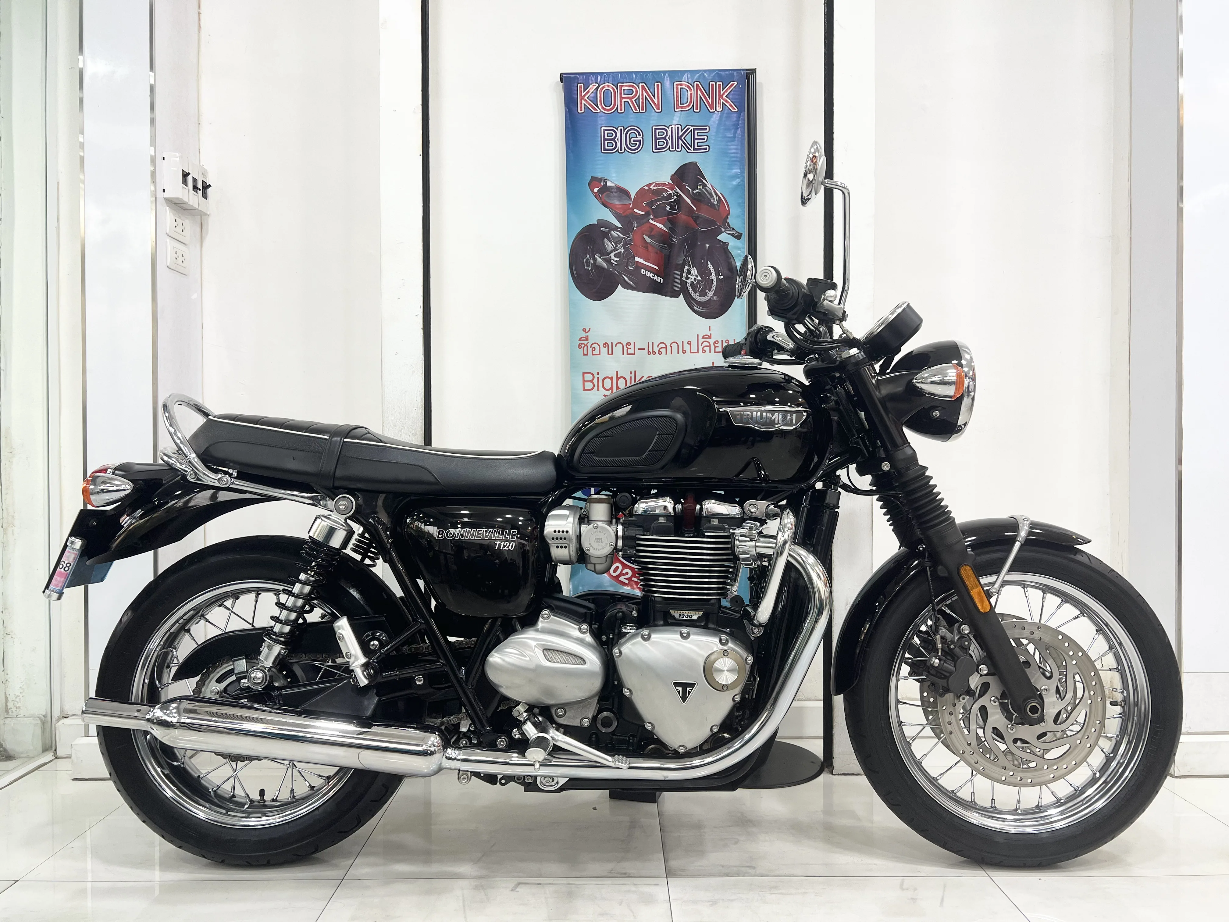 Triumph BONNEVILLE T120