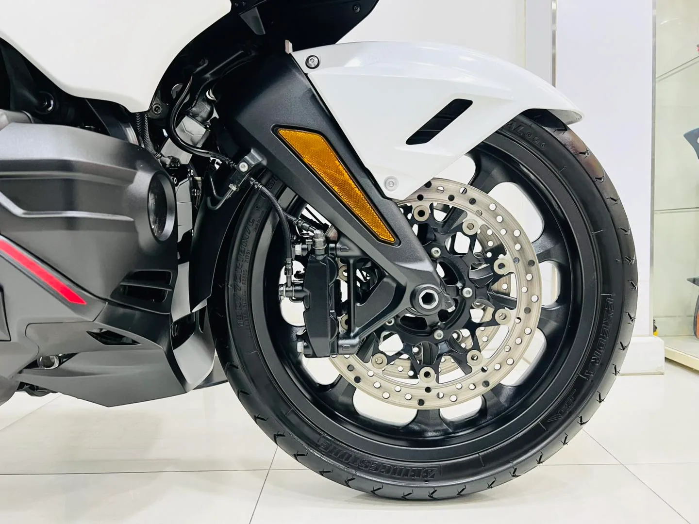 Honda GOLDWING DCT gallery image 3