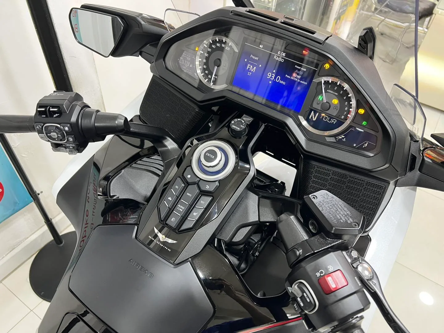 Honda GOLDWING DCT gallery image 4