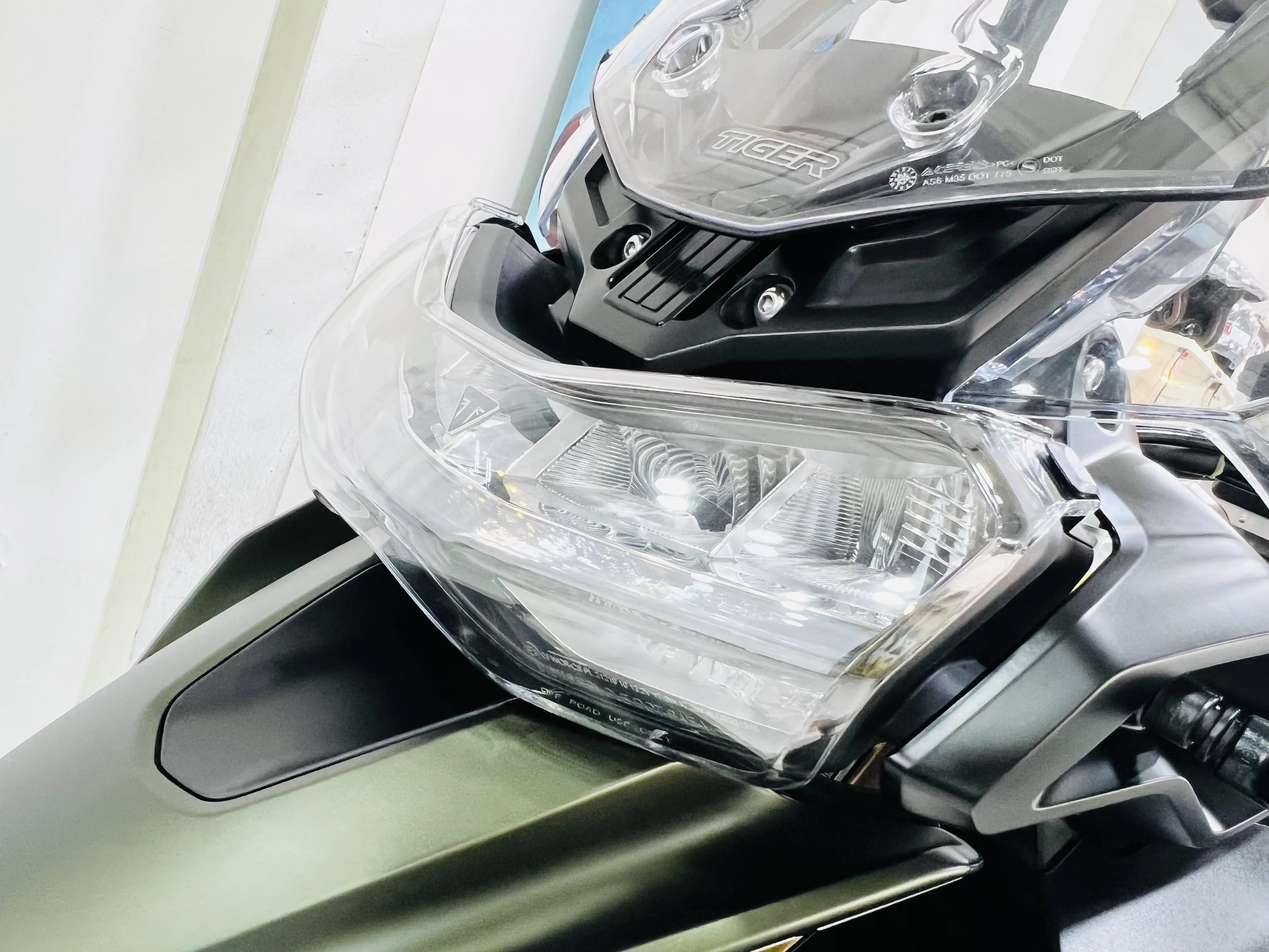 Triumph Tiger 1200 Rally Explorer gallery image 2