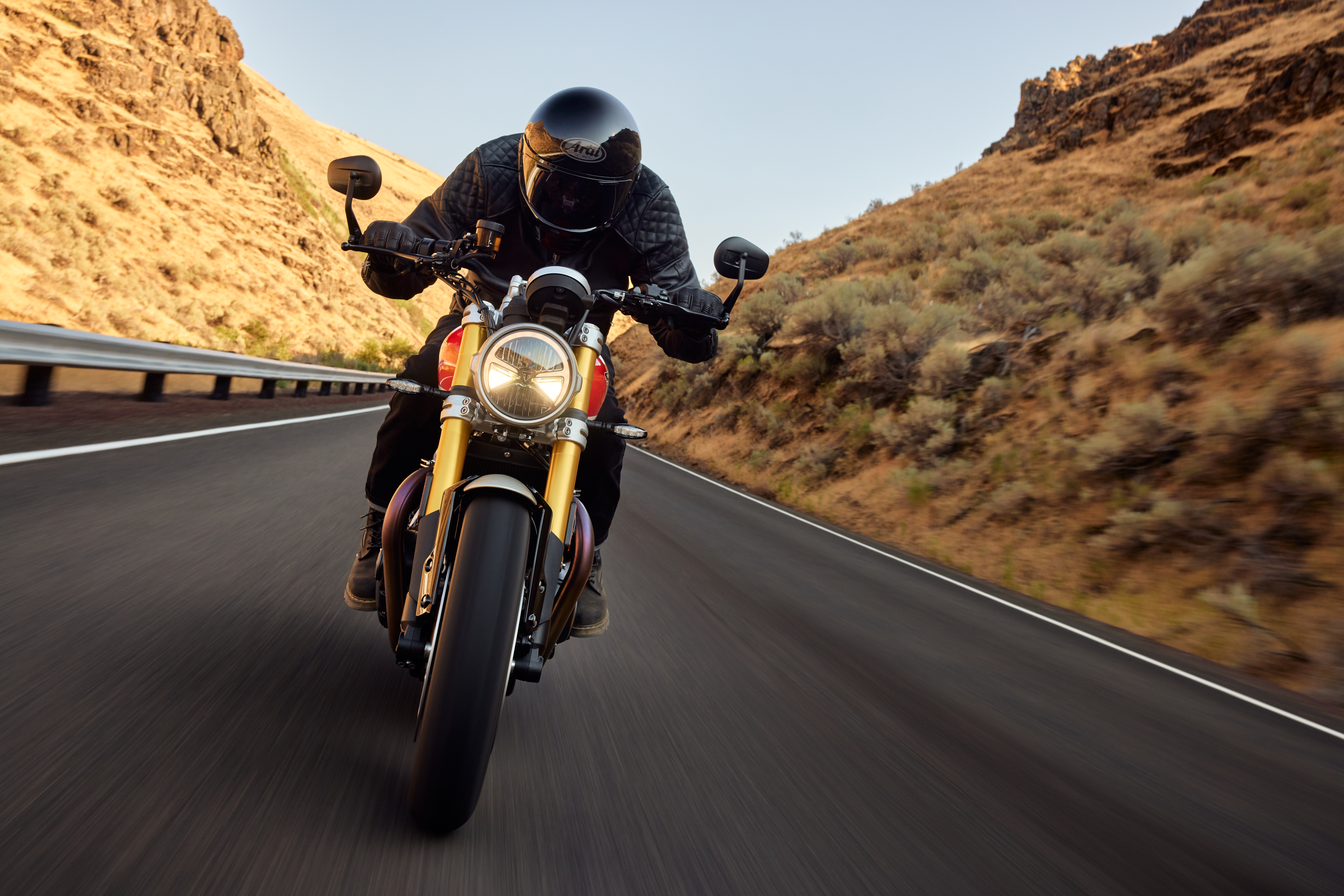 Triumph Speed Twin 1200 RS 2025 front riding official image