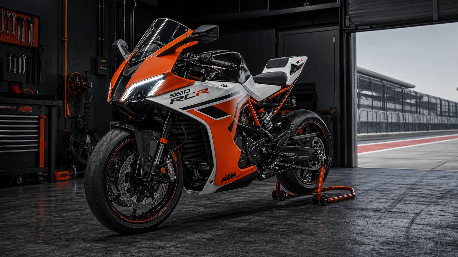 KTM 990 RC R ในไทย | Supersport Street-Legal กับสัญญาณ Track Culture ที่ต้องวัดด้วยหลักฐาน